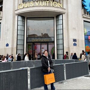 The Vegan with the Leather Purse LIVE Today ~ Let’s Go!